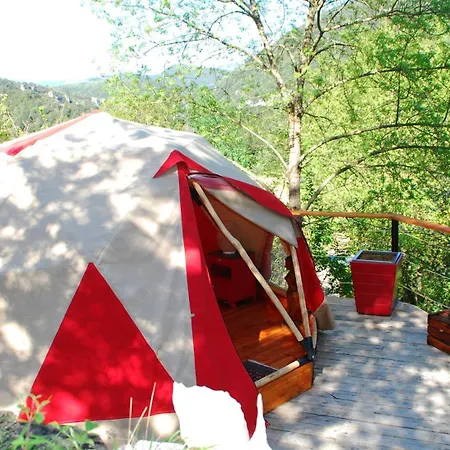 Tente Tipi Nature, Calme, Cascade Et Baignade A 10 Minutes A Pieds Saint-Laurent-le-Minier Exterior photo
