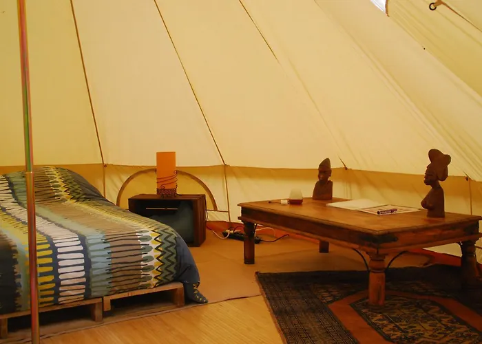 Tente Tipi Nature, Calme, Cascade Et Baignade A 10 Minutes A Pieds