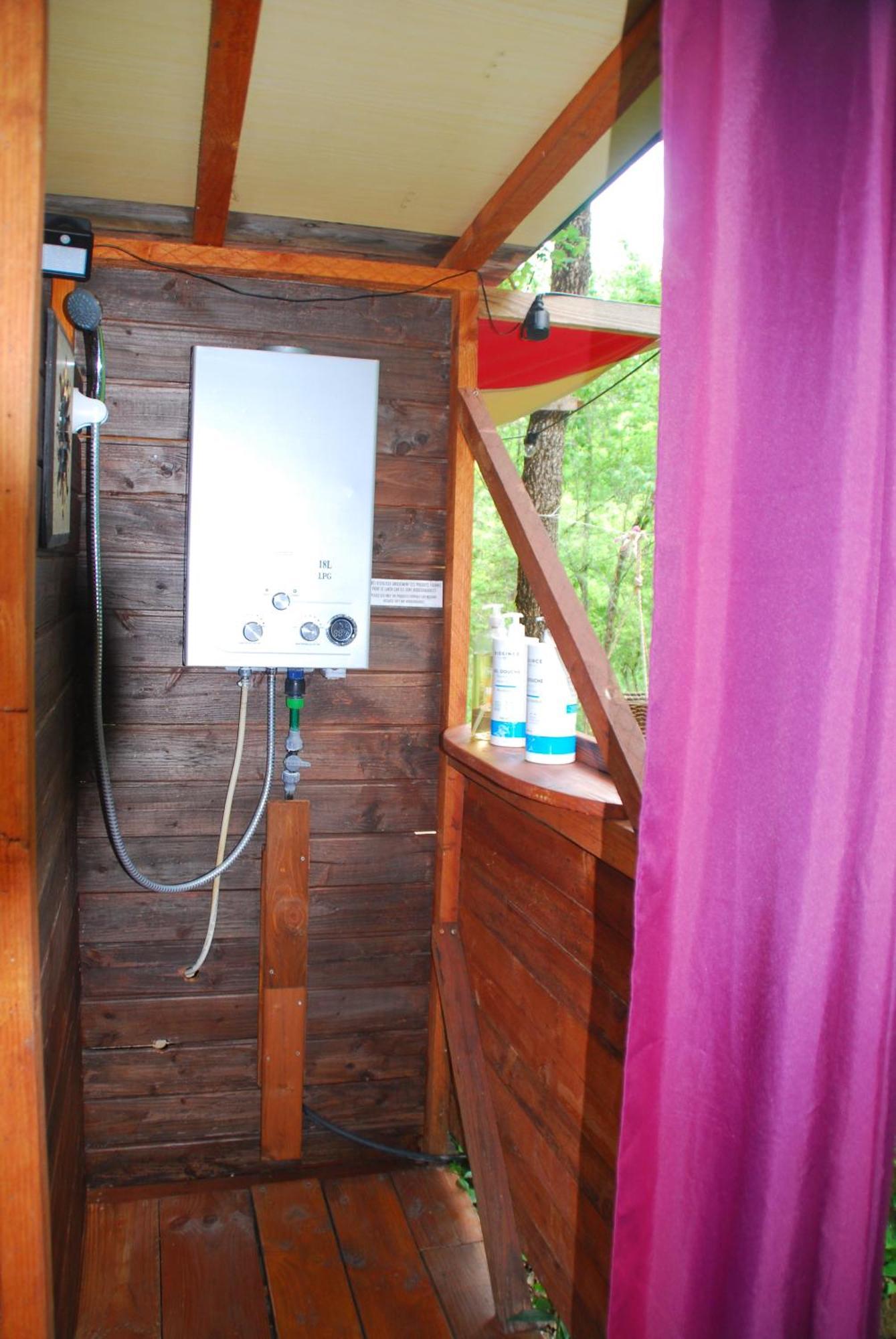Tente Tipi Nature, Calme, Cascade Et Baignade A 10 Minutes A Pieds Saint-Laurent-le-Minier