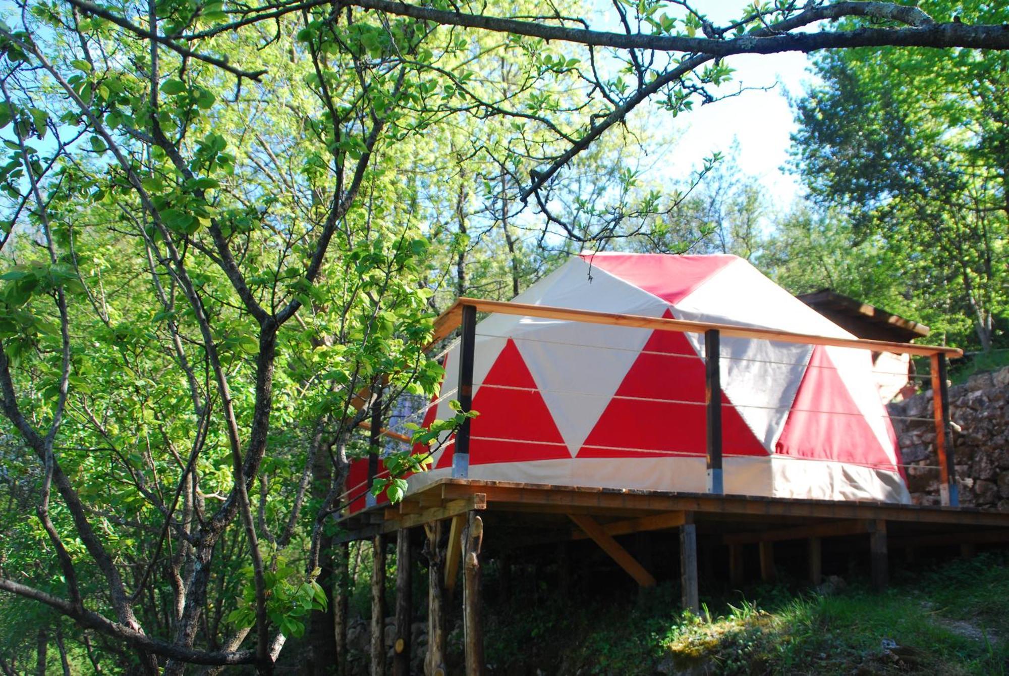 Tente Tipi Nature, Calme, Cascade Et Baignade A 10 Minutes A Pieds Saint-Laurent-le-Minier