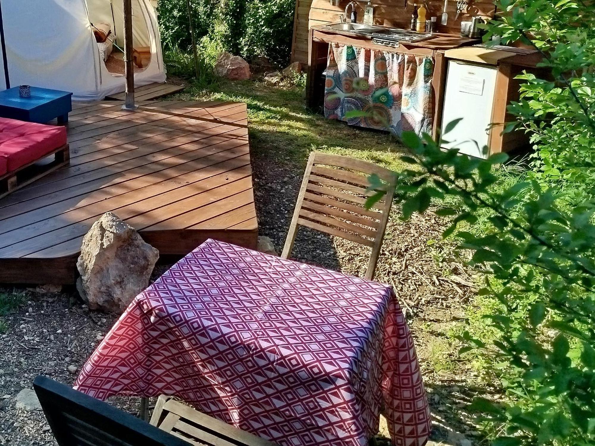 Tente Tipi Nature, Calme, Cascade Et Baignade A 10 Minutes A Pieds Luxuszelt