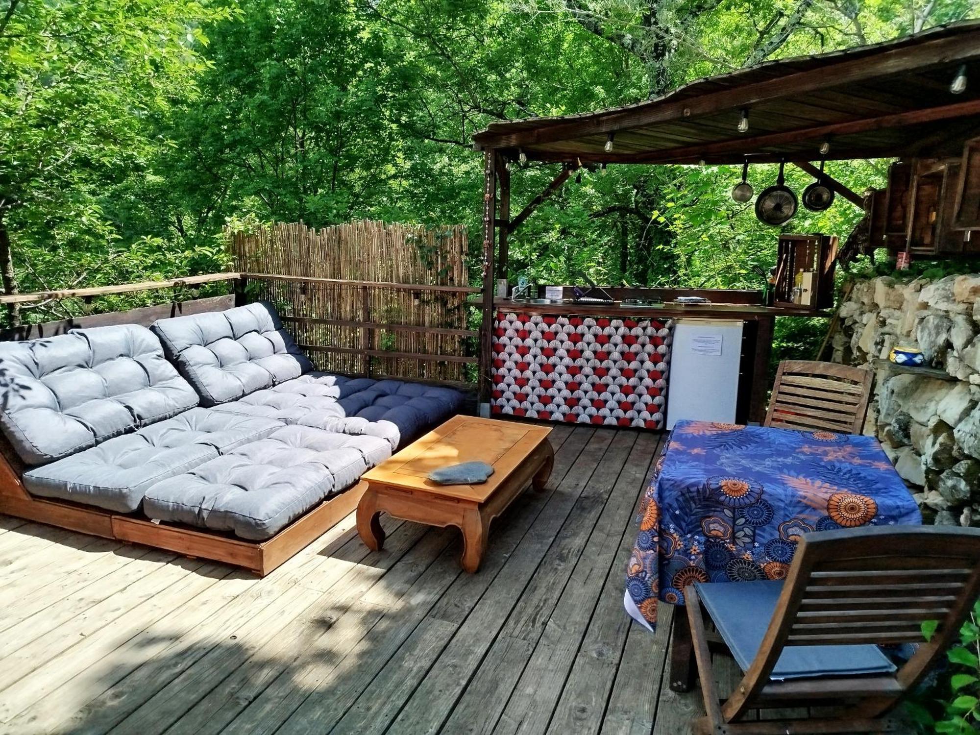 Tente Tipi Nature, Calme, Cascade Et Baignade A 10 Minutes A Pieds