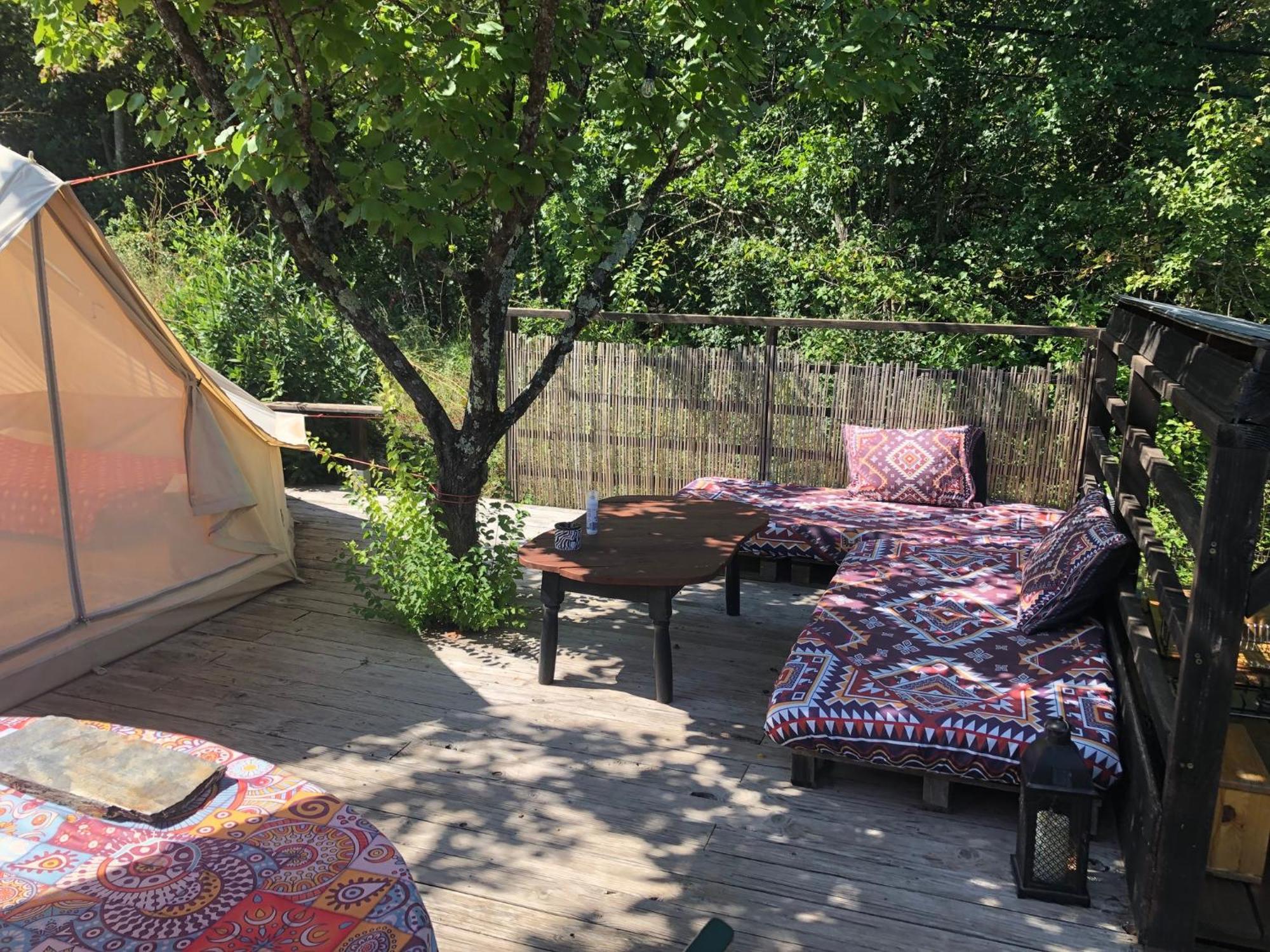 Tente Tipi Nature, Calme, Cascade Et Baignade A 10 Minutes A Pieds